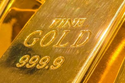 gold-could-surge-as-high-as-4250-next-year-amid-uncertainty-over-fed-jpmorgan.jpg