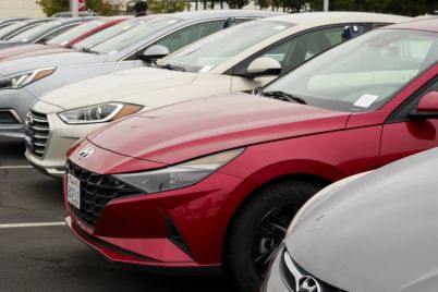 high-auto-loan-payments-a-surprising-1000-threshold-across-us-markets.jpg