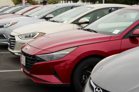 high-auto-loan-payments-a-surprising-1000-threshold-across-us-markets.jpg