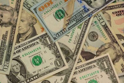 higher-bond-yields-boost-the-dollar.jpg