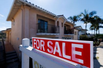 iran-war-upends-spring-housing-market-heres-what-real-estate-agents-are-seeing.jpg