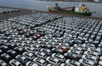 japanese-automakers-face-dual-headwinds-a-portfolio-warning.jpg