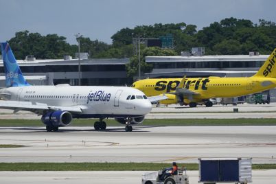 jetblue-laguardia-slots-a-strategic-growth-play.jpg