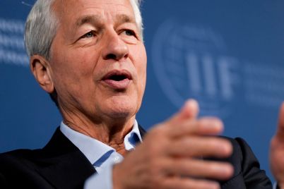 jpmorgan-says-fintech-middlemen-like-plaid-are-massively-taxing-its-systems-with-unnecessary-pings-scaled.jpg