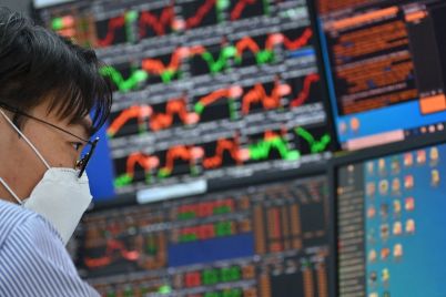 korean-stocks-a-62-billion-outflow-amidst-record-rally.jpg
