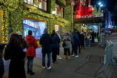 macys-posts-strongest-growth-in-more-than-3-years-but-strikes-cautious-note-on-holidays.jpg
