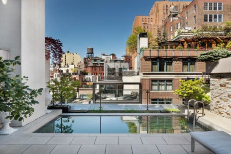 manhattans-luxury-rental-market-sees-unprecedented-100k-boom.jpg