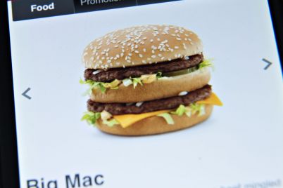 mcdonalds-is-betting-on-its-mobile-business-with-new-franchisee-digital-marketing-fund-scaled.jpg