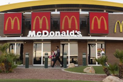 mcdonalds-strategy-4-pillars-to-win-over-diners-amidst-rising-competition.jpg