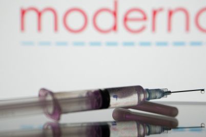 moderna-says-fda-delayed-rsv-vaccine-approval-to-end-of-may-scaled.jpg