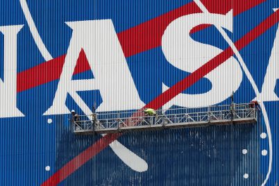 nasa-plans-to-stream-rocket-launches-on-netflix-starting-this-summer-scaled.jpg