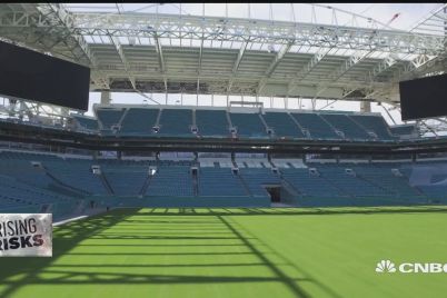 nfl-stadiums-could-experience-11-billion-in-climate-related-losses-by-2050-a-new-report-finds.jpg