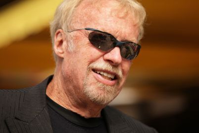 nike-co-founder-phil-knight-to-donate-2-billion-to-ohsus-knight-cancer-institute.jpg