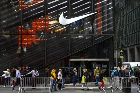 nike-earnings-unpacking-the-40-plunge-and-path-forward.jpg
