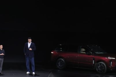nio-surges-9-on-flagship-es9-suv-launch-navigating-chinas-fierce-ev-market.jpg