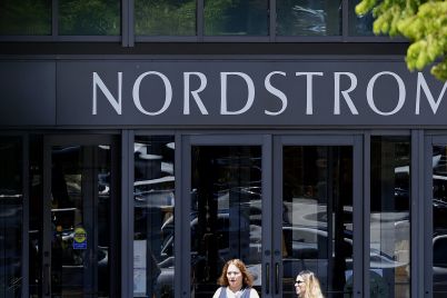 nordstrom-shares-fall-10-as-retailer-warns-of-potential-sales-declines-in-2024-scaled.jpg