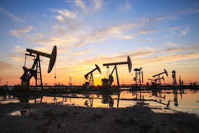 oil-prices-climb-fuelled-by-venezuelan-supply-disruption-concerns.jpg