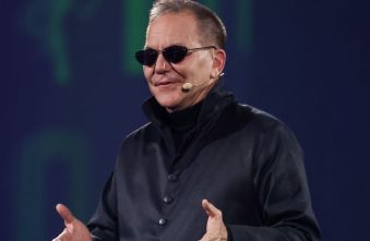 paul-tudor-jones-says-u-s-is-late-to-regulating-ai-we-should-have-already-done-it.jpg