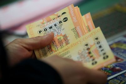 powerballs-jackpot-surges-to-540-million-yet-doesnt-even-crack-the-list-of-10-largest-lottery-wins.jpg