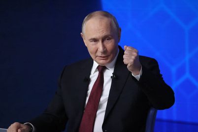 putin-meeting-set-for-thursday-witkoff-says-with-ukraine-land-deals-on-the-table.jpg
