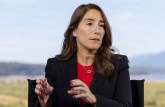 raising-interest-rates-feds-hammack-issues-stark-warning-on-persistent-inflation.jpg