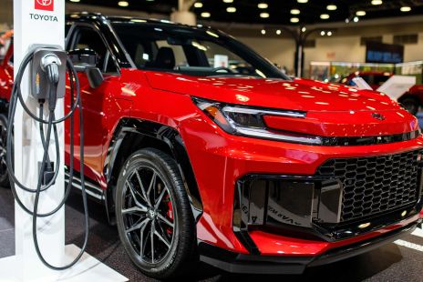 rav4-hybrid-dominance-toyotas-strategy-navigates-soaring-demand.jpg