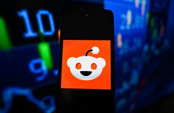 reddit-faces-market-risk-as-meta-launches-forum-app.jpg