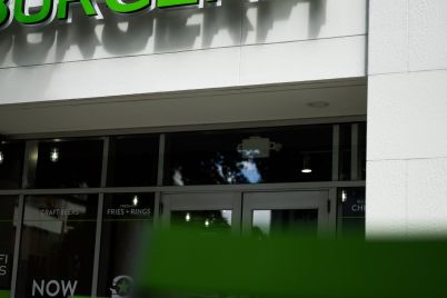 restaurant-chain-burgerfi-files-for-chapter-11-bankruptcy-protection-scaled.jpg