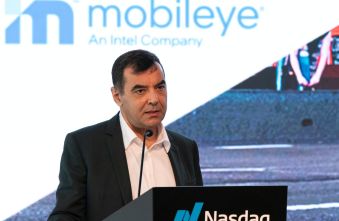 robotaxi-launch-mobileyes-bold-2027-strategy-unveiled.jpg