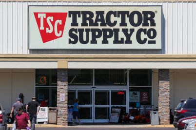 rural-retailer-tractor-supply-eliminates-dei-roles-pride-support-and-carbon-emissions-goals-scaled.jpg