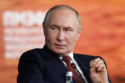 russia-and-ukraine-trade-barbs-over-alleged-drone-attack-on-putin-residence.jpg