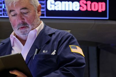servers-for-gamestop-annual-shareholder-meeting-crash-due-to-overwhelming-interest-scaled.jpg