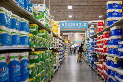 shoppers-will-pay-more-for-bananas-coffee-and-toilet-paper-because-of-tariffs-trade-group-says.jpg