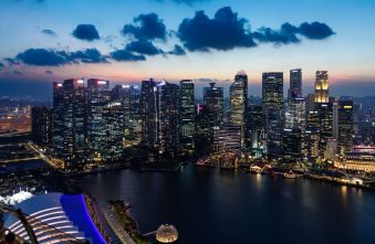 singapore-monetary-policy-shift-a-proactive-stance-against-inflation.jpg