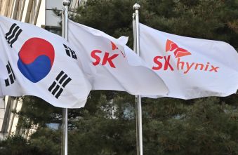 sk-hynix-nasdaq-debut-a-trillion-dollar-innovation-breakthrough.jpg