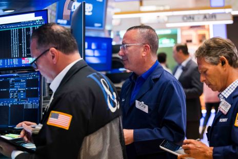 small-cap-stocks-surge-21-percent-ai-fuels-best-first-half-in-decades.jpg