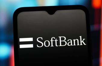 softbank-tech-sell-off-market-disruption-ai-bets-under-scrutiny.jpg
