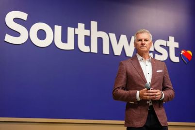 southwest-and-activist-investor-elliott-strike-deal-to-keep-ceo-bob-jordan-add-six-new-directors.jpg