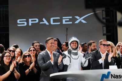 spacex-bond-sale-100-billion-war-chest-fuels-ai-space-innovation.jpg