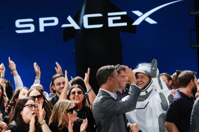 spacex-ipo-a-trillion-dollar-valuation-breakthrough-reshapes-aerospace.jpg