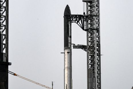 spacex-ipo-access-drives-2-6-billion-etf-growth-amidst-space-sector-volatility.jpg