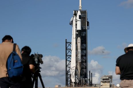 spacex-ipo-unlocks-direct-retail-access-igniting-market-growth.jpg