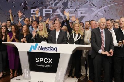 spacex-lock-up-market-volatility-and-strategic-growth-initiatives.jpg