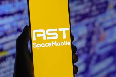 spacex-rival-ast-spacemobile-prepares-to-deploy-nearly-five-dozen-satellites-scaled.jpg