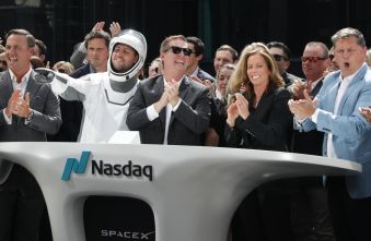 spacex-stock-trade-10-billion-volatility-surge-in-first-week.jpg