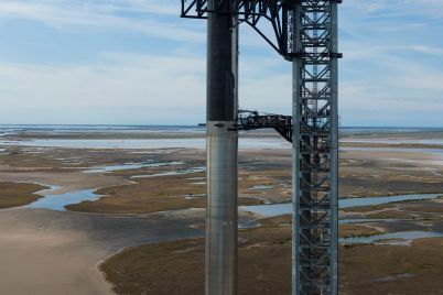 spacexs-starship-rocket-completes-test-flight-for-the-first-time-successfully-splashes-down-scaled.jpg