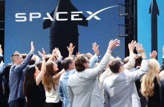 spacexs-trillion-dollar-ambition-innovation-ignites-post-ipo-momentum.jpg