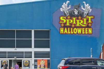spirit-halloween-to-open-10-new-spirit-christmas-stores-catering-to-holiday-shoppers-scaled.jpg