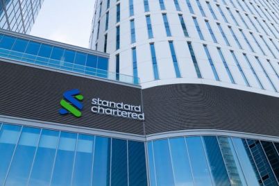 standard-chartered-declares-bitcoin-sell-off-over-eyes-year-end-rally.jpg