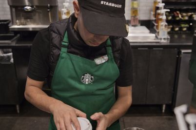 starbucks-doubles-down-on-hospitality-with-green-apron-service-strategy-scaled.jpg